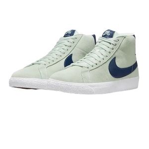 Nike SB Zoom Blazer Mid Shoes